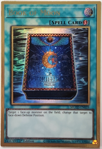 GR Book of Moon (1st Edition) ν